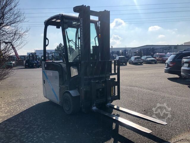 Elektrische vorkheftruck met 4 wielen UniCarriers A2N1L18Q (TX3-18)