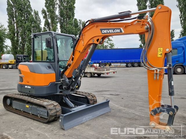 μίνι εκσκαφέας Develon DX55R-7