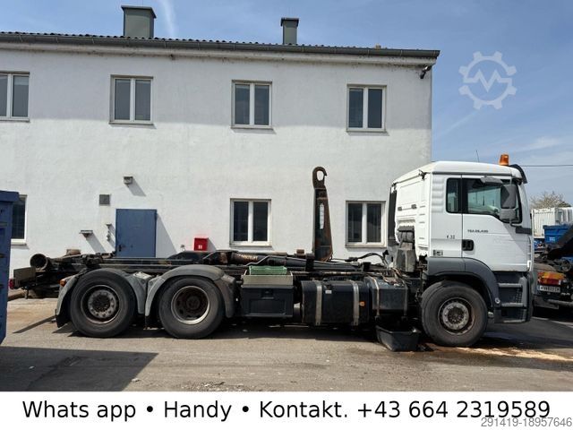 Autocamion cu cârlig pentru containere MAN TGA 26.430 6x2 Abrollkipper Bj 2007
