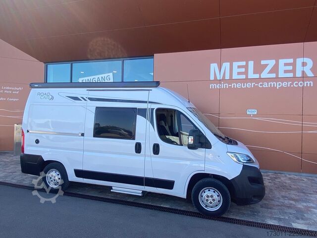 Camper van ROADCAR R 540 - mit Busbiker und Markise