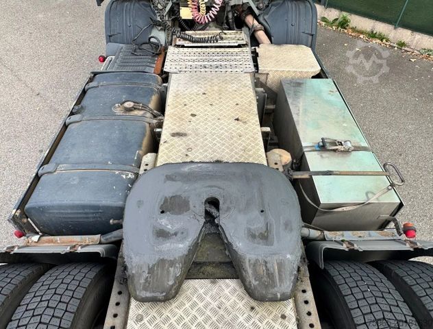 Standaard trekker SCANIA P94-310 EURO 2 MANUAL GEARBOX GOOD CONDITION MIC