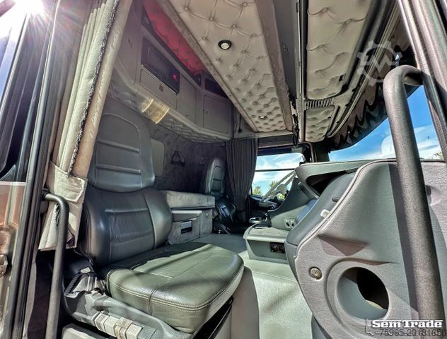 Standaard trekker SCANIA R164-480 V8 RETARDER MANUAL GEARBOX SHOWTRUCK CO