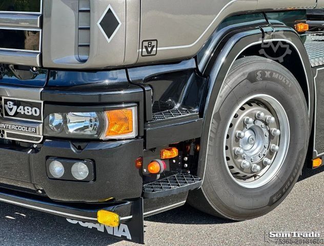 Standaard trekker SCANIA R164-480 V8 RETARDER MANUAL GEARBOX SHOWTRUCK CO