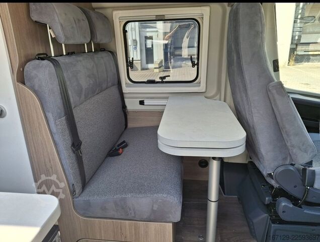 Karavan CARADO pro CV 540 LED, Multimedia, Aufstelldach, Auto