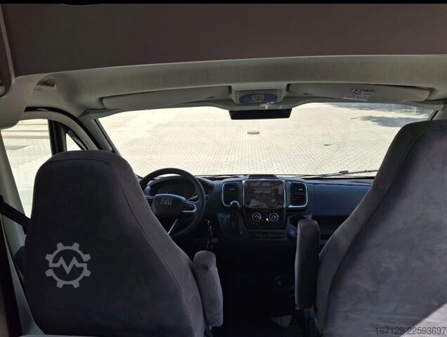 Karavan CARADO pro CV 540 LED, Multimedia, Aufstelldach, Auto