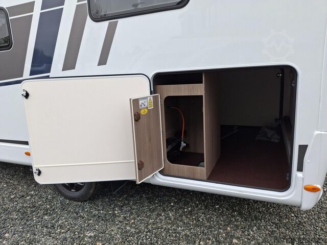Yarı entegre karavan CARADO Edition26 T Ford 449
