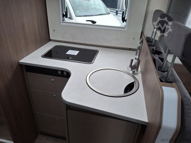 Yarı entegre karavan CARADO Edition26 T Ford 449