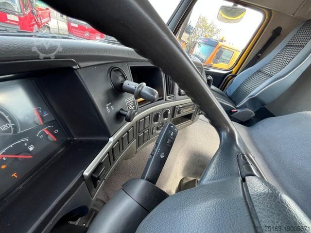 Vrachtauto met open laadbak VOLVO FM 330 4x4 Pritsche Kran Singelreifen Funkfernbe