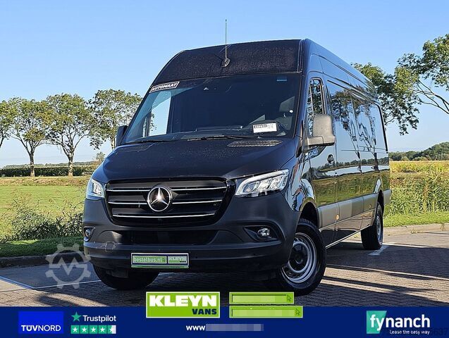 Kombi med högt tak MERCEDES-BENZ SPRINTER 317 L3H2 LED Mbux10!