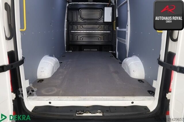 Panelová dodávka Volkswagen Crafter 35 2.0 TDI KASTEN SCHWINGSITZ,STANDHZ,SH