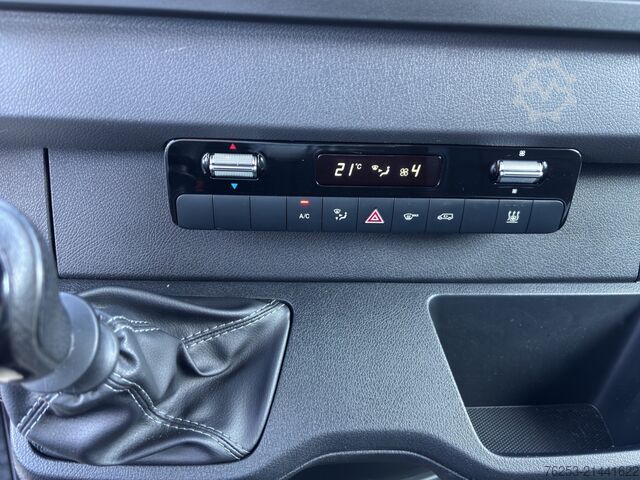 Kassevogn Mercedes-Benz Sprinter 317 CDI Kasten Kompakt Akustikglas Kam.