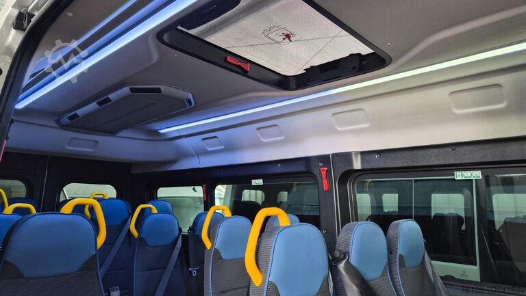 Minibuss Opel Movano Lord light Lagerfahrzeug Stock 18 SS