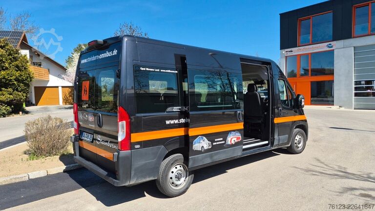 Minibüs Opel Movano Mobility Airline Boden Rolli