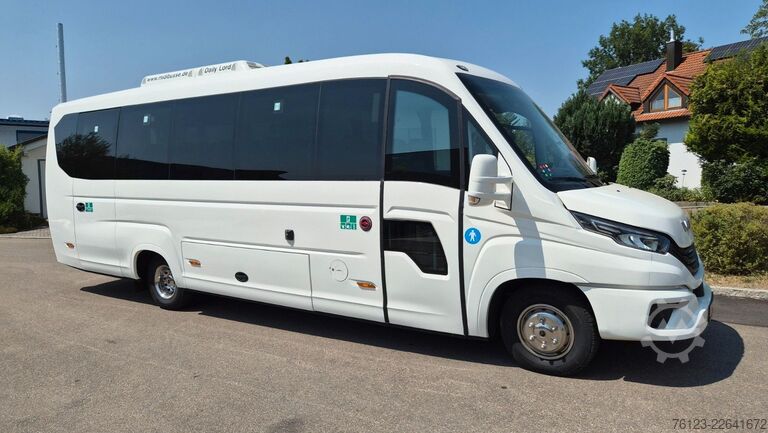 Minibüs IVECO 2x Daily 70 Lagerfahrzeug Ferqui Sunrise 2,5 m B