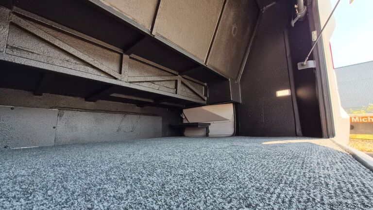 Minibüs IVECO 2x Daily 70 Lagerfahrzeug Ferqui Sunrise 2,5 m B