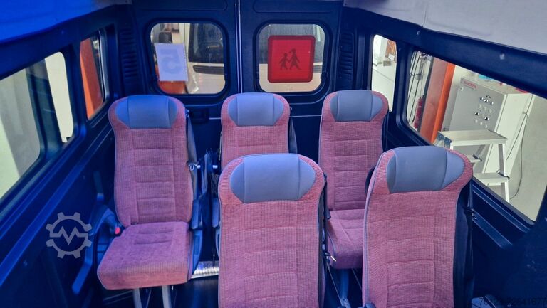 Minibüs FIAT Ducato 9 Sitzer Mobility Airlineboden Rolli