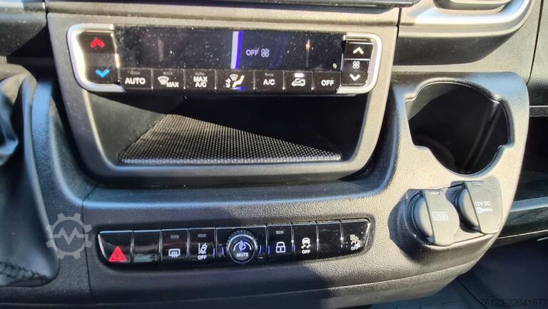 Minibüs FIAT Ducato 9 Sitzer Mobility Airlineboden Rolli