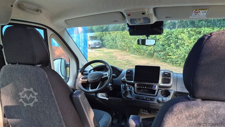 Minibüs FIAT Ducato 9 Sitzer Mobility Airlineboden Rolli