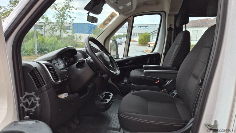 Minibüs FIAT Ducato 9 Sitzer Mobility Airlineboden Rolli