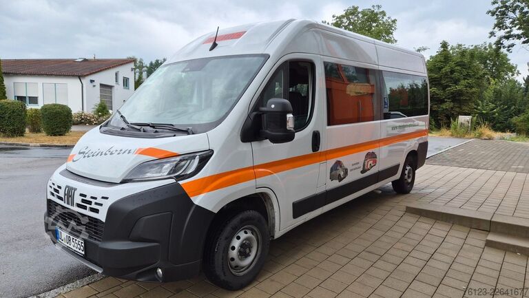 Minibüs FIAT Ducato 9 Sitzer Mobility Airlineboden Rolli