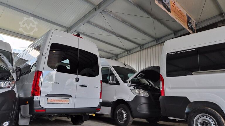 Minibuss MERCEDES-BENZ Sprinter 315 VIP Mobility 23 Airlineboden Lage