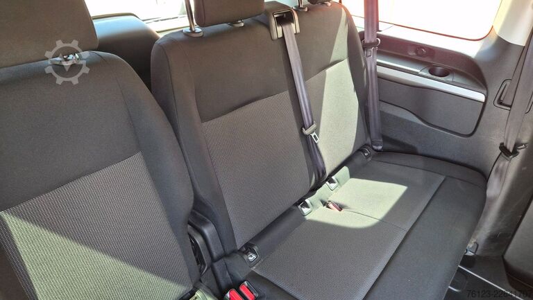 Minibuss Citroën SpaceTourer Opel Zafira Plus M 9 Sitzer