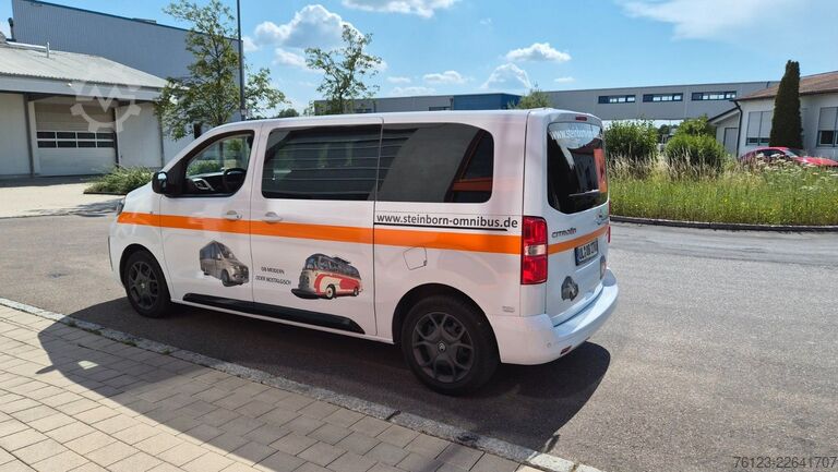Minibuss Citroën SpaceTourer Opel Zafira Plus M 9 Sitzer