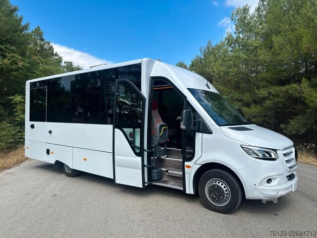 Minibuss MERCEDES-BENZ 30 Sitzer Schul- Transferbus 519 Lagerfahrzeug
