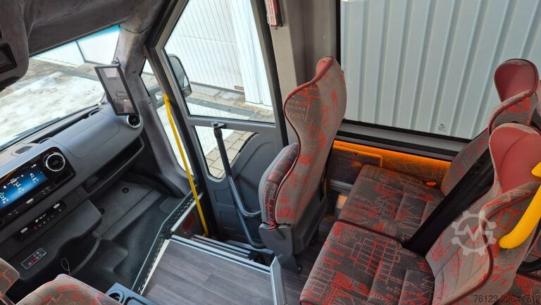 Minibuss MERCEDES-BENZ 30 Sitzer Schul- Transferbus 519 Lagerfahrzeug