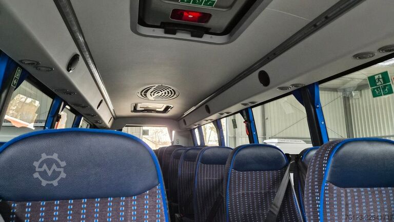 Minibuss IVECO Daily 70 Ferqui Sunrise 34 Plätze COC