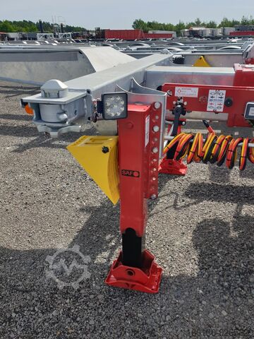 Auflieger Containerchassis Fliegl SDS 380 Vario V2+ mit Frontausschub