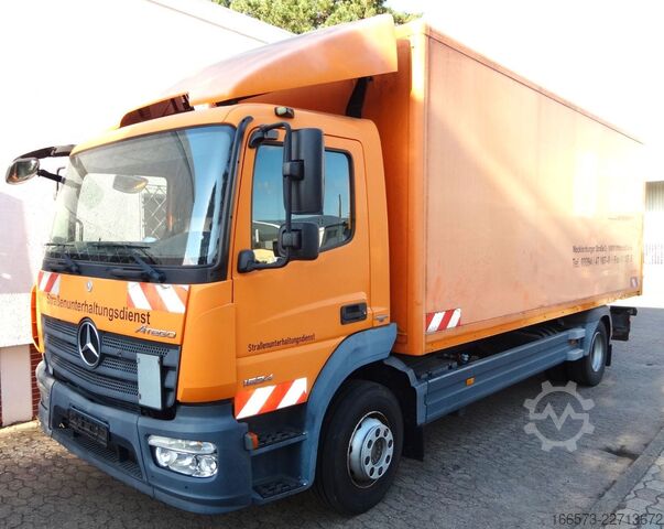 Dobozos teherautó MERCEDES-BENZ Atego 1524