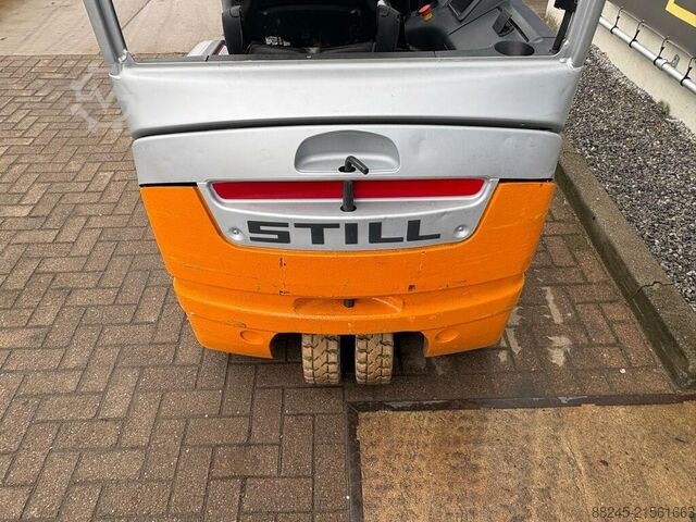 VS-22741 Elektryczny wózek widłowy typu triplex Still RX20-14 STILL RX20 - 14