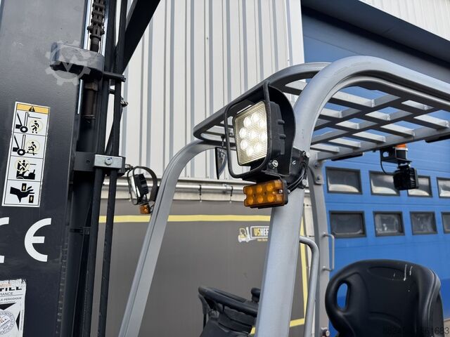 VS-22733 Elektryczny wózek widłowy typu triplex Baoli KBET20 BAOLI KBET20