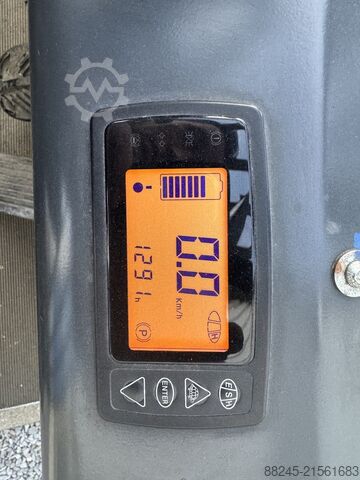 VS-22733 Elektryczny wózek widłowy typu triplex Baoli KBET20 BAOLI KBET20