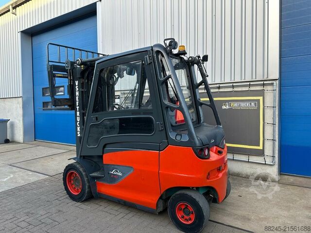 VS-22763 Elektryczny wózek widłowy triplex Linde E40-01/600 LINDE E40-01/600