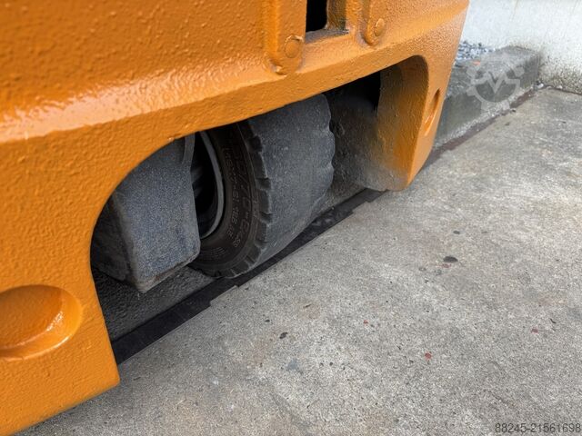 VS-22743 Elektryczny kompaktowy wózek widłowy typu triplex Still RX50-13 STILL RX50-13