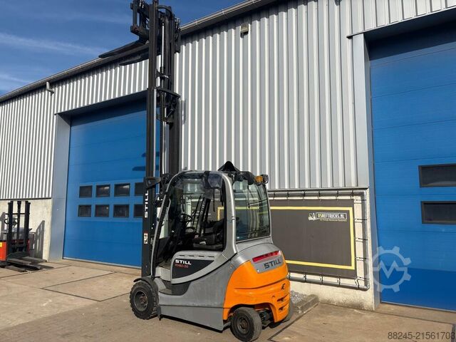 VS-22746 Elektryczny wózek widłowy typu triplex Still RX60-35 STILL RX60-35