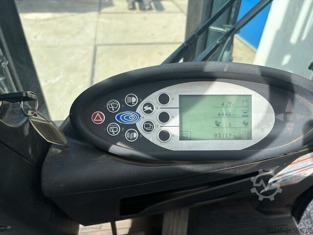 VS-22746 Elektryczny wózek widłowy typu triplex Still RX60-35 STILL RX60-35