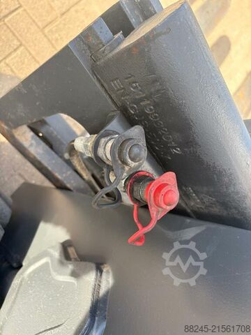 VS-22746 Elektryczny wózek widłowy typu triplex Still RX60-35 STILL RX60-35