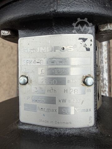 Grundfos SPK 4-8 verticale pomp 0,55 kW 3 m³/u 28 m Grundfos SPK 4-8 pompa pionowa 0,55 kW 3 m3/h 28 m Grundfos SPK 4-8 pompa pionowa 0,55 kW 3 m3/h 28 m