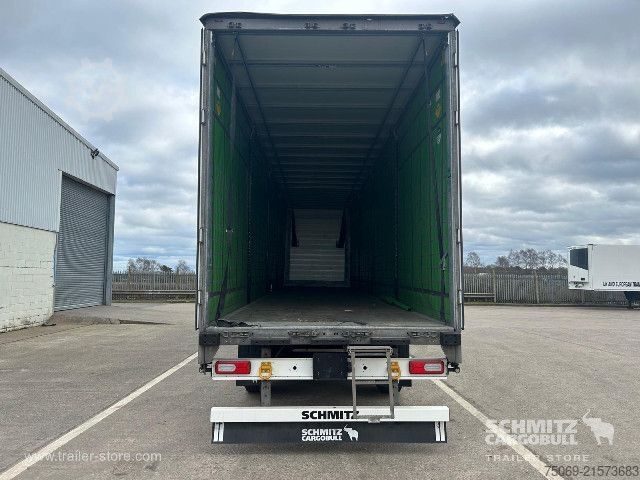 Naczepa otwarta z plandeką Schmitz Cargobull Curtainsider Standard UK