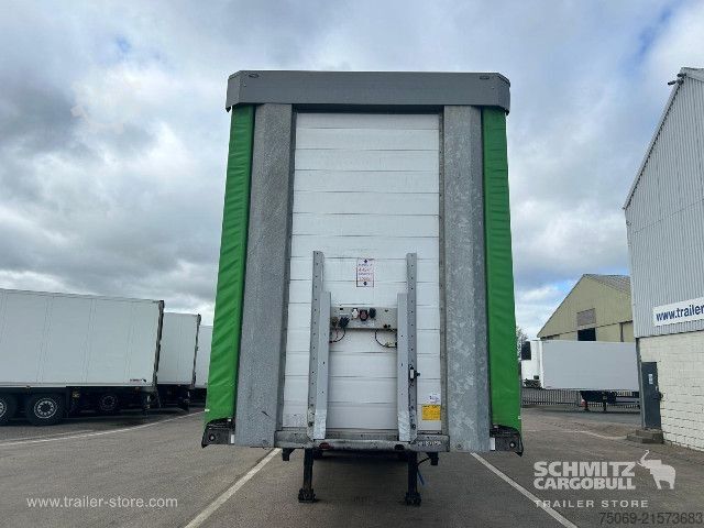 Naczepa otwarta z plandeką Schmitz Cargobull Curtainsider Standard UK