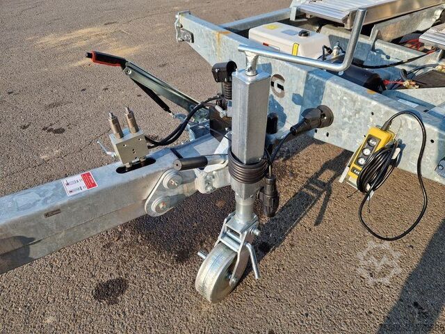 Containertrailers med tippfunktion GOURDON RB 35 TRI-BENNE