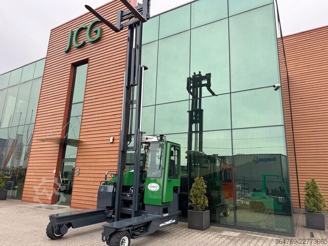 Wózek widłowy czterokierunkowy Combilift C4500 /Triplex 6000 mm/Air condition