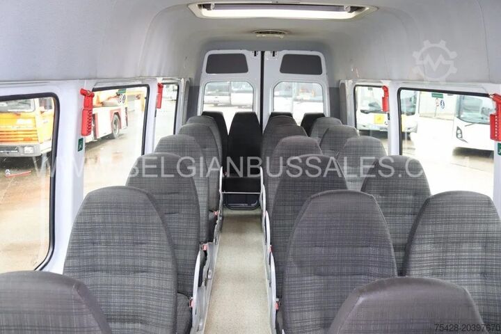 Minibus Mercedes Sprinter Transfer 45/Basic 45