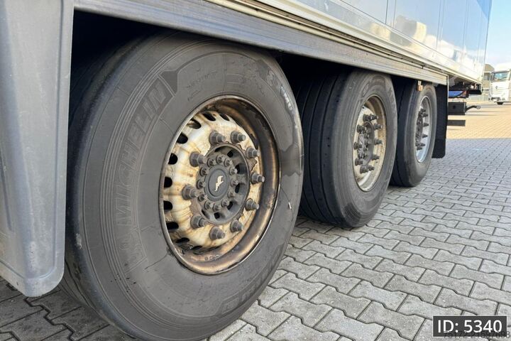 Kølet/frosset transport Schmitz Cargobull SKO 24 / Disk / Carrier Vector 1950 / Dual Temp