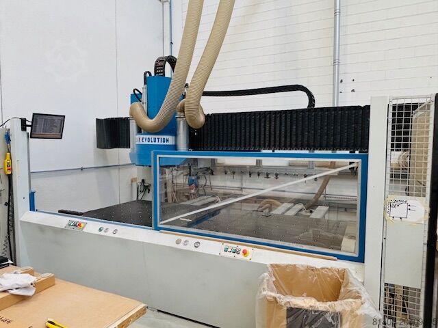 Durchlauf-Bearbeitungszentrum ALBERTI Polar Evolution