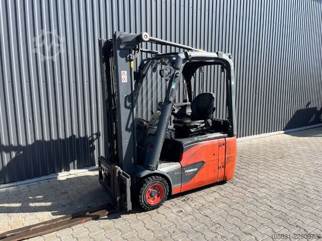 Elektrische vorkheftruck 3 wielen Linde E16-02