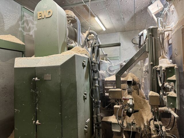 Fabrica de cherestea completă (staționară) EWD Spaner- Kreissägenanlage DWK DWK 700 T-6 / FZ5